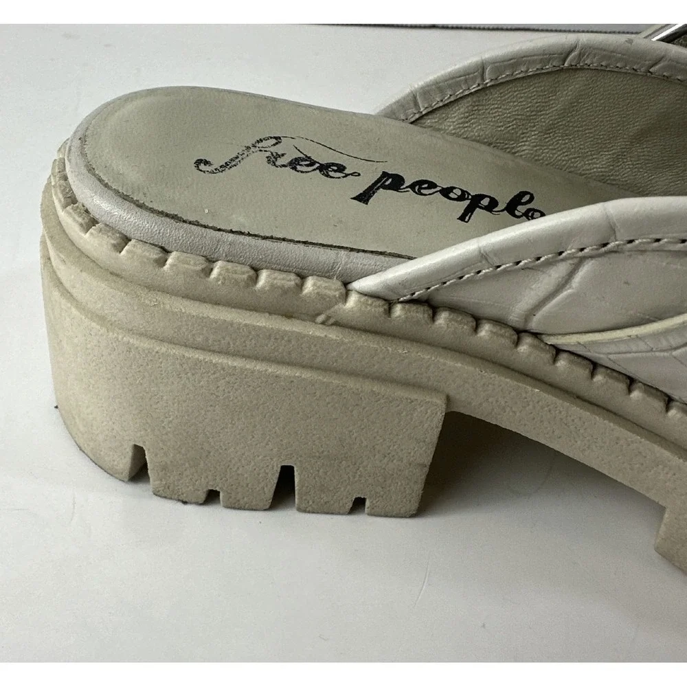 Free People Buckle Lyra Lug Loafers Slip On Beige Chunky Shoe Womens 37 US 6 - 7 - Picture 13 of 16